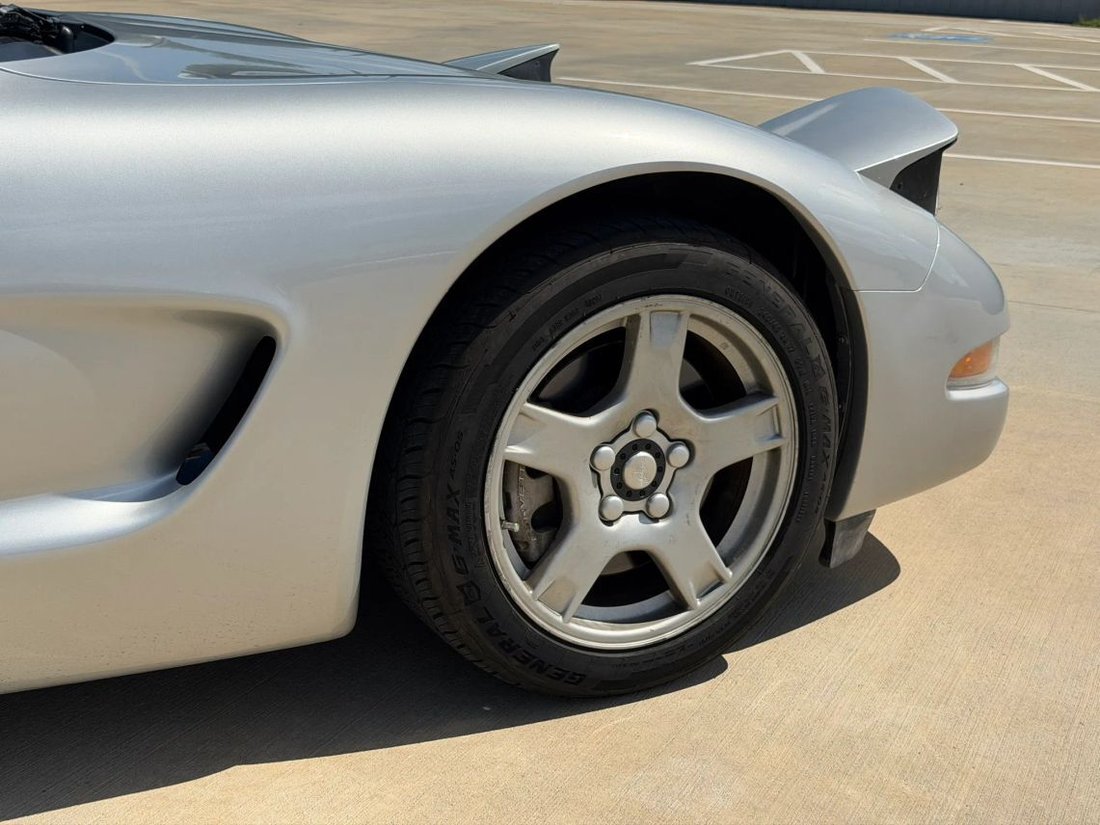 Cabriolet in Houston, TX, United States 5 - 16552955