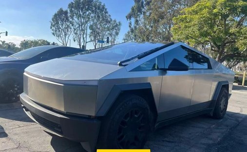 2024 Tesla Cybertruck All-Wheel Drive Pickup 4D 6 ft in Costa mesa, CA, United States 1