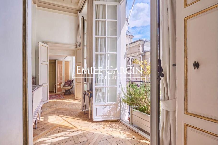 Apartment in Saint Gervais, Paris 4e Arrondissement, Paris 2 - 16709783
