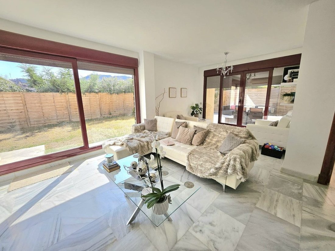 Villa in Benahavis, Andalusia, Spain 4 - 18858207