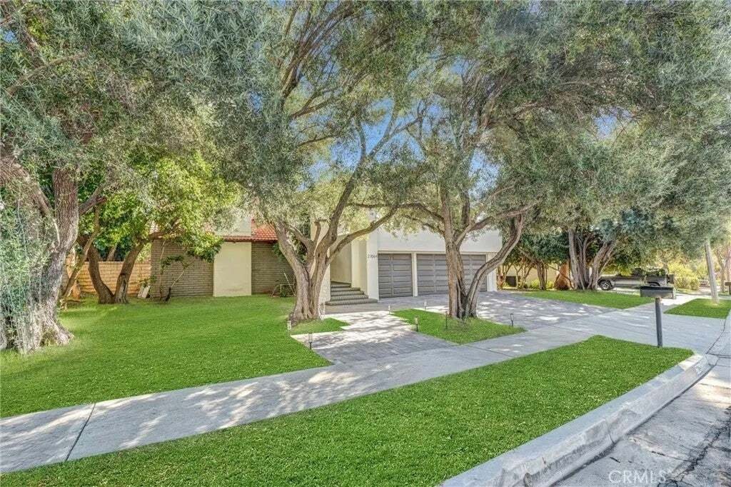 Maison à Agoura Hills, Californie, États-Unis 3 - 18849574