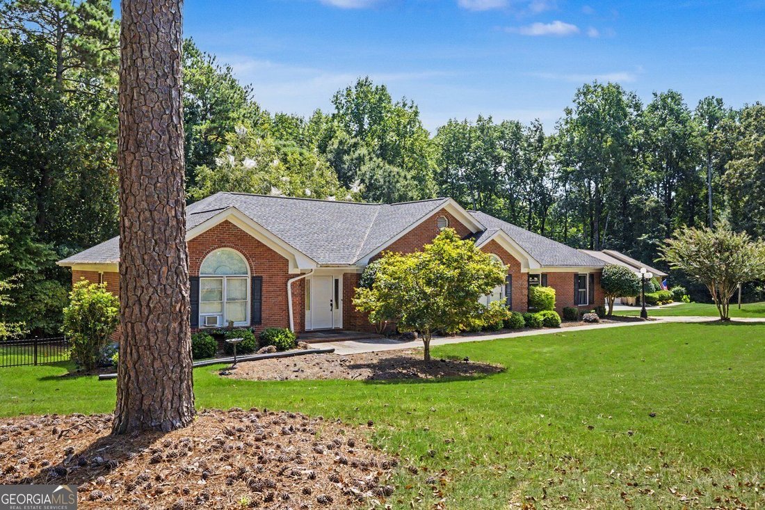Locust Grove, Georgia, United States 2 - 18852400