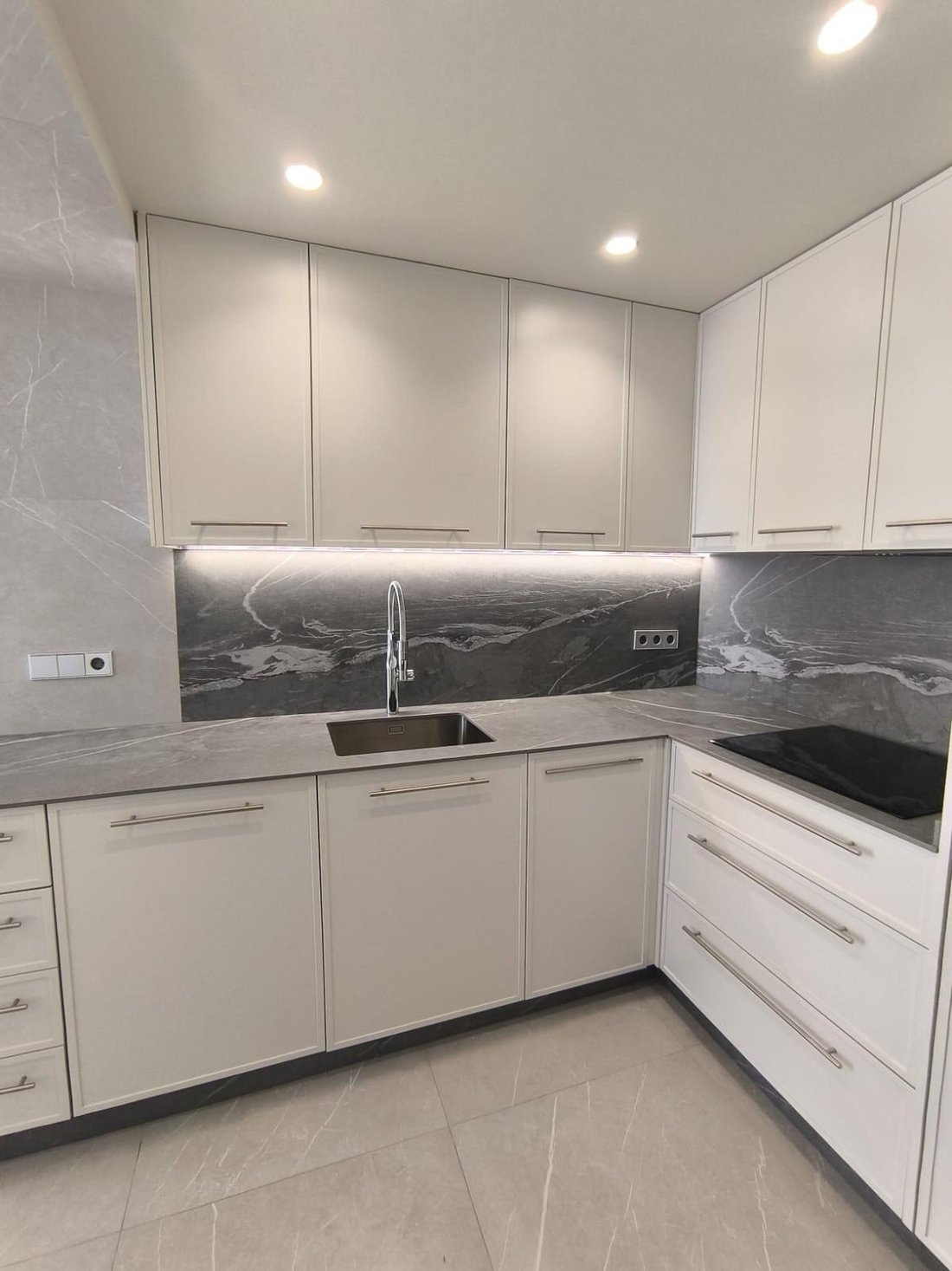 Appartement à Fuengirola, Andalousie, Espagne 2 - 18857104