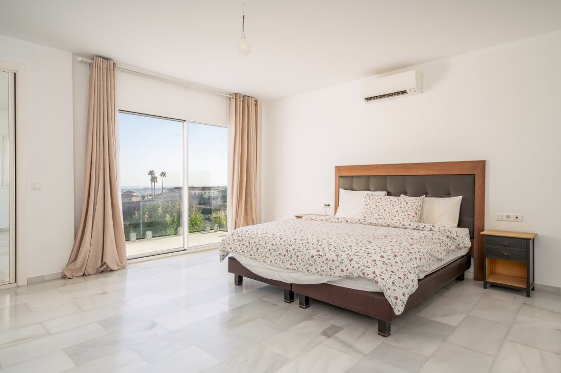 Villa a La Capellania, Benalmádena, Andalusia 5 - 18857222