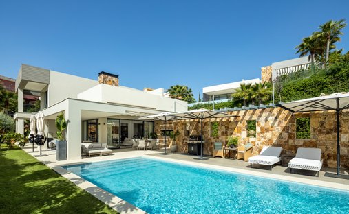 Villa in Nueva Andalucia, Marbella, Spain 1