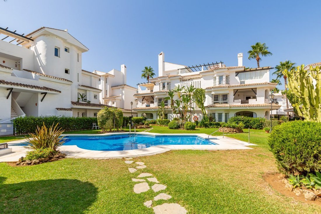Apartment in Puerto Banus, Marbella, Spain 1 - 18859087