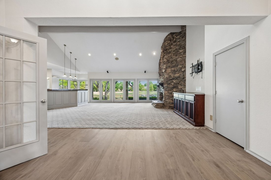 House in Farmers Branch, Texas, United States 3 - 18847562
