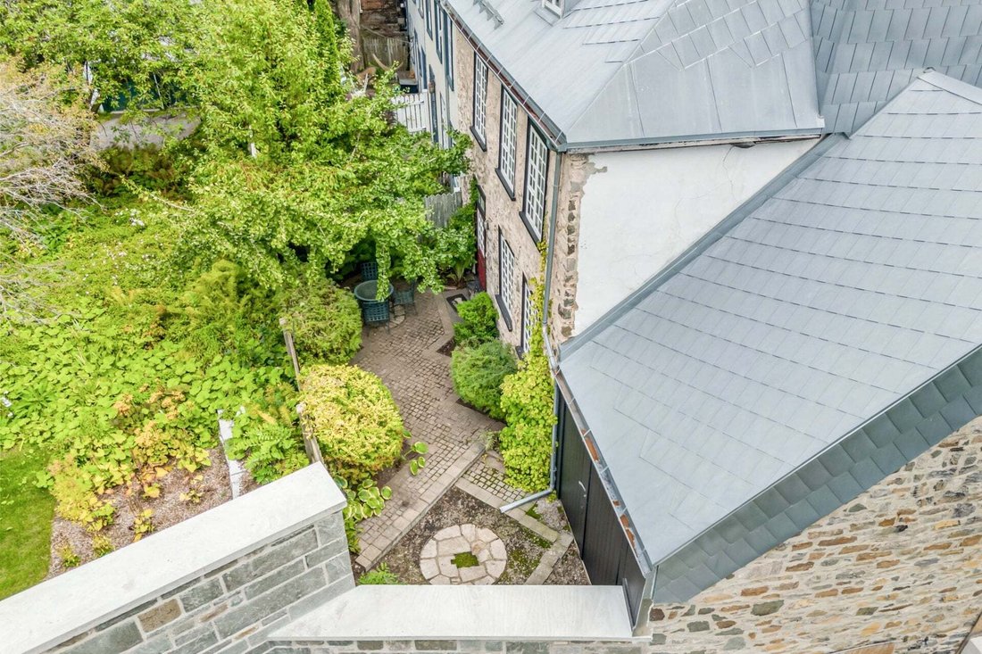 House in Quebec City, Quebec, Canada 5 - 18850132