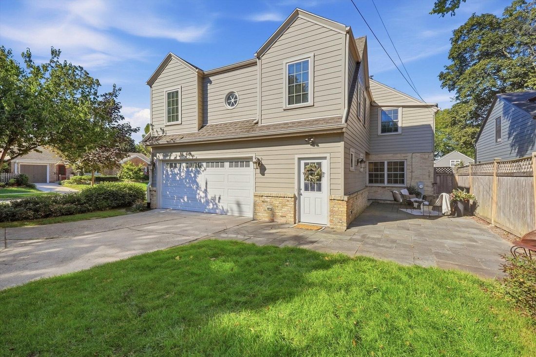 House in Wauwatosa, Wisconsin, United States 2 - 18851575