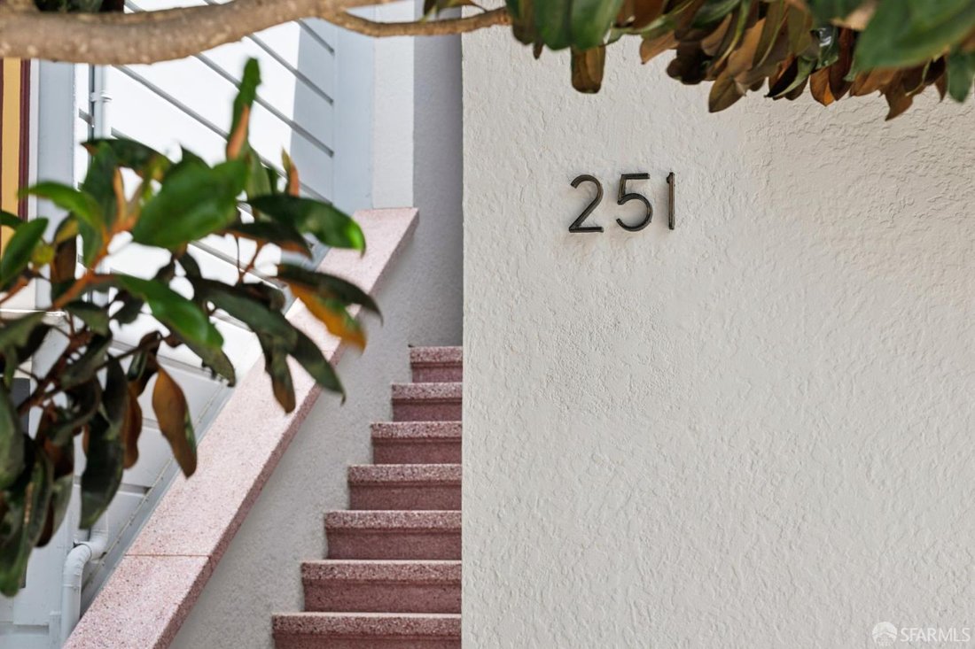 House in San Francisco, California, United States 2 - 18845107