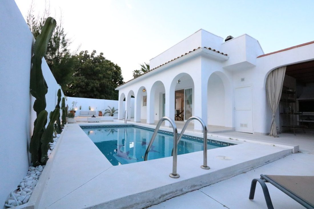 Villa en Marbella, Andalucía, España 1 - 18862387