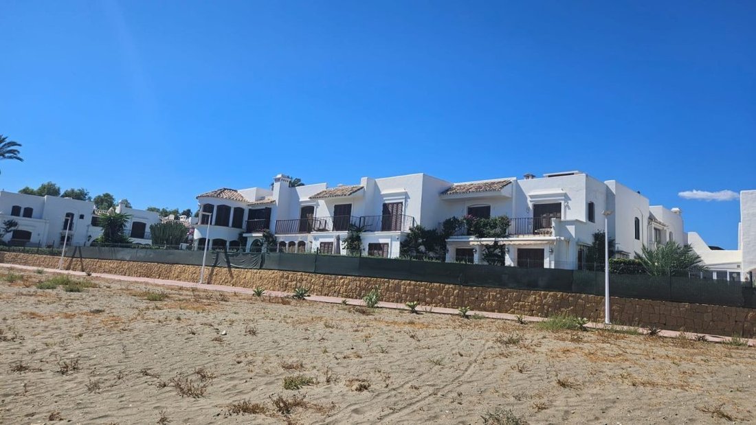 Villa in Cancelada, Estepona, Andalusien 2 - 18857316