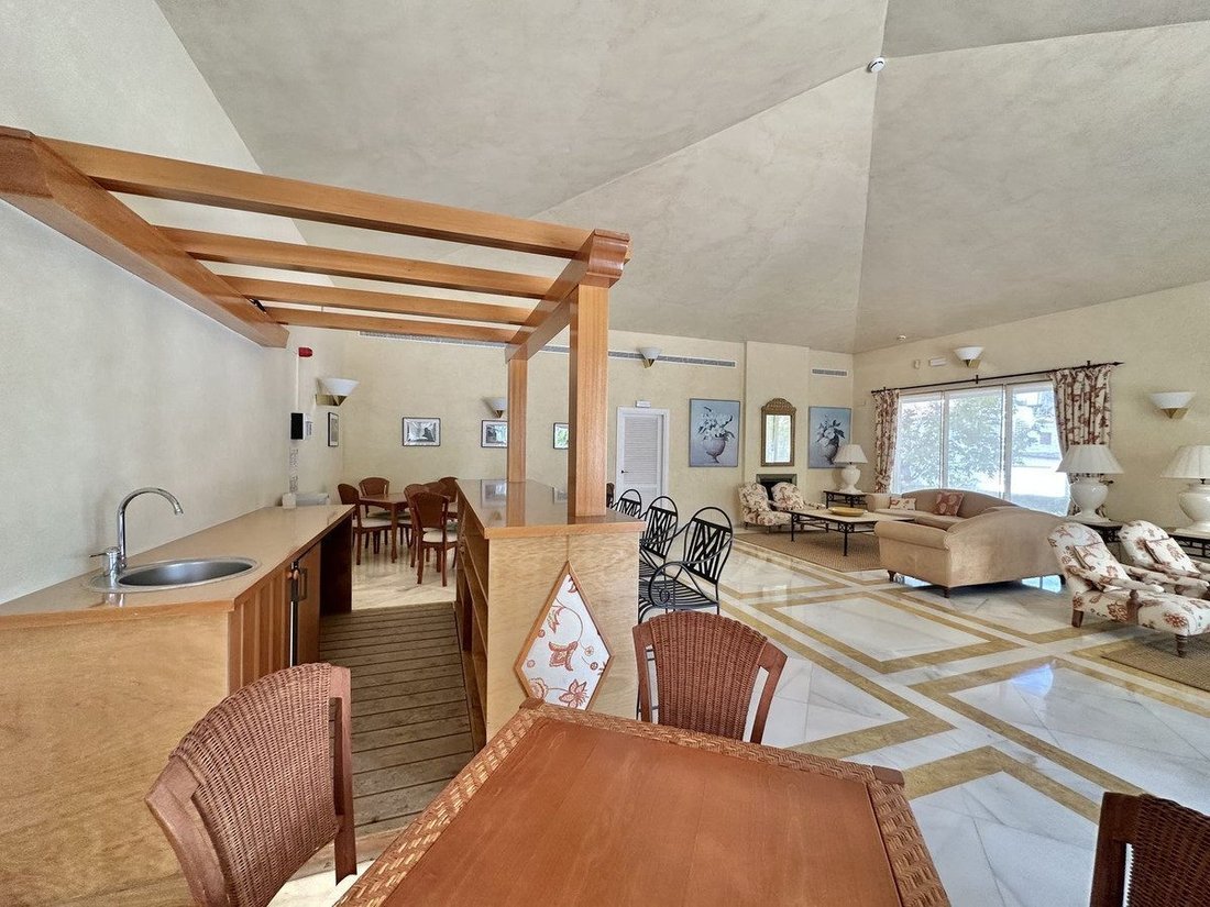 Appartamento a Puerto Banus, Marbella, Spagna 2 - 18857207
