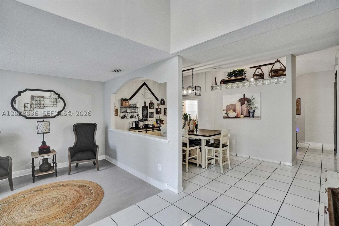 House in Miami Lakes, Florida, United States 5 - 18854635