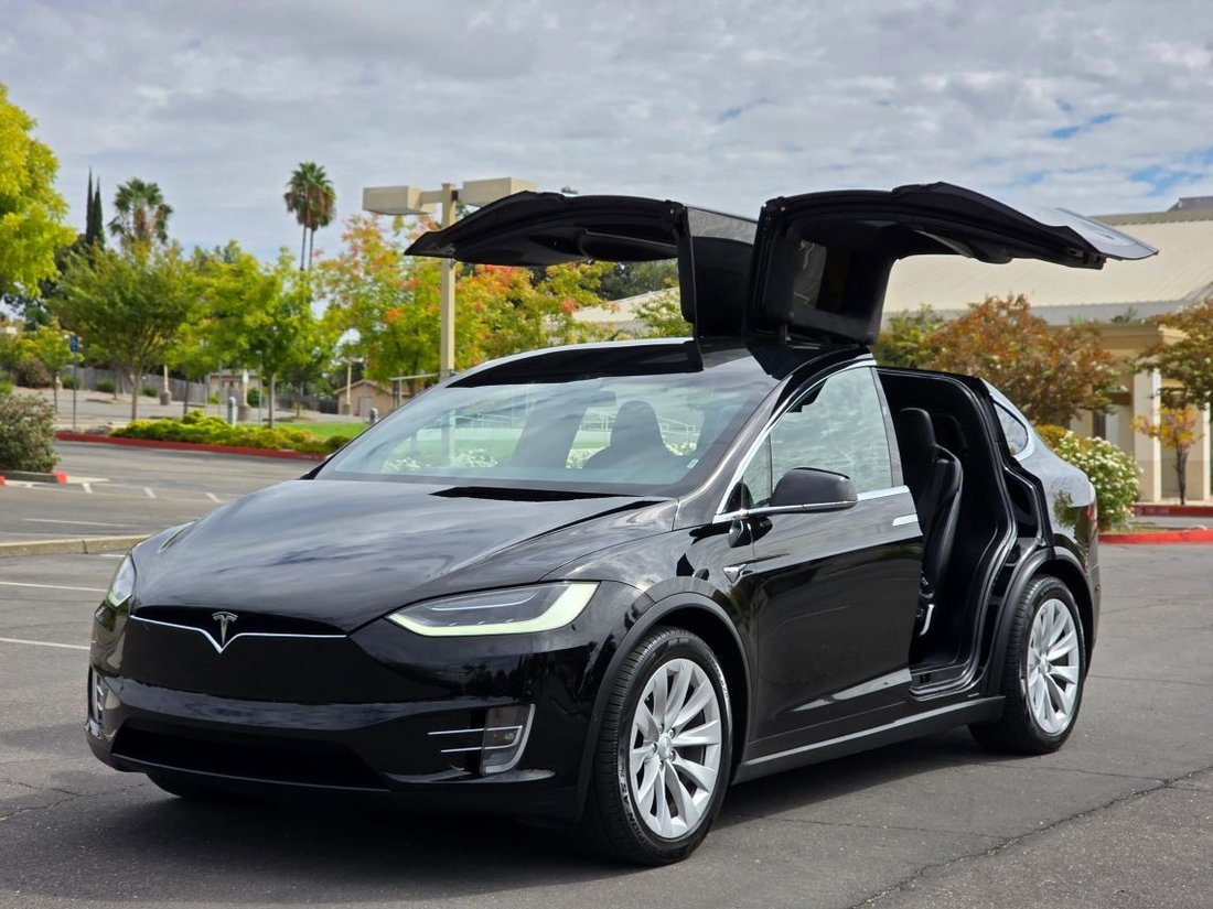 Suv in Roseville, CA, United States 4 - 18856024