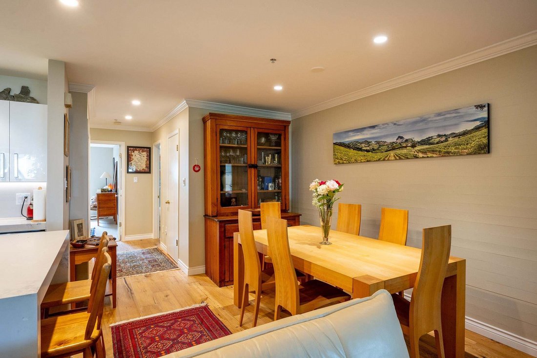 Townhouse in Whistler, British Columbia, Canada 5 - 18853466