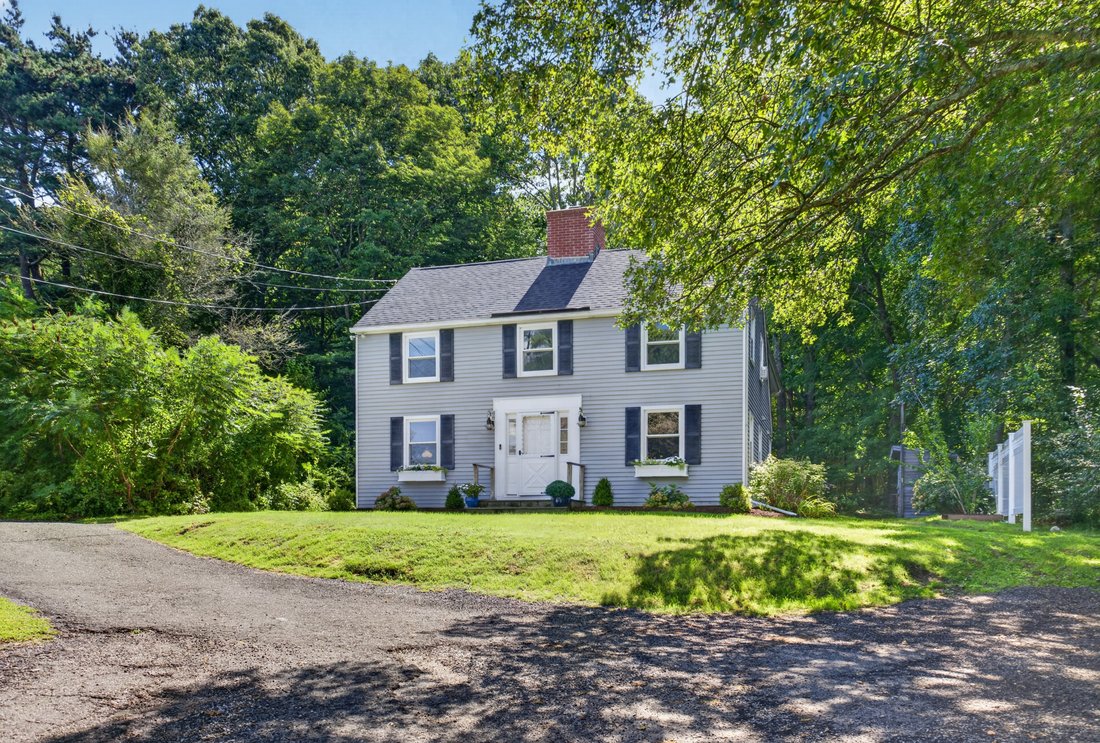 House in Essex, Connecticut, United States 3 - 18850910