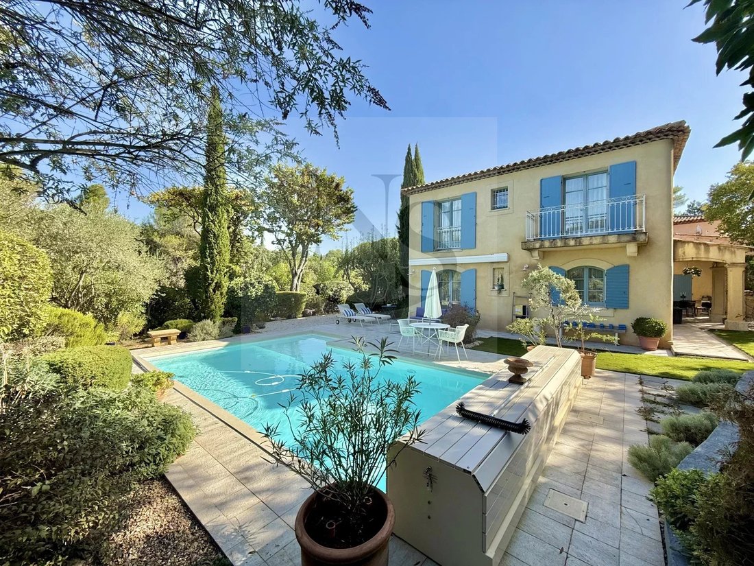 Villa in Est-Repentance-Les Trois Bons Dieux, Aix-en-Provence, France 2 - 18855063