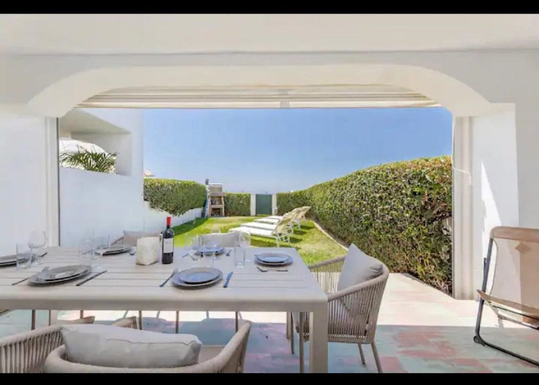 Villa à Elviria-Cabopino, Marbella, Espagne 3 - 18861944