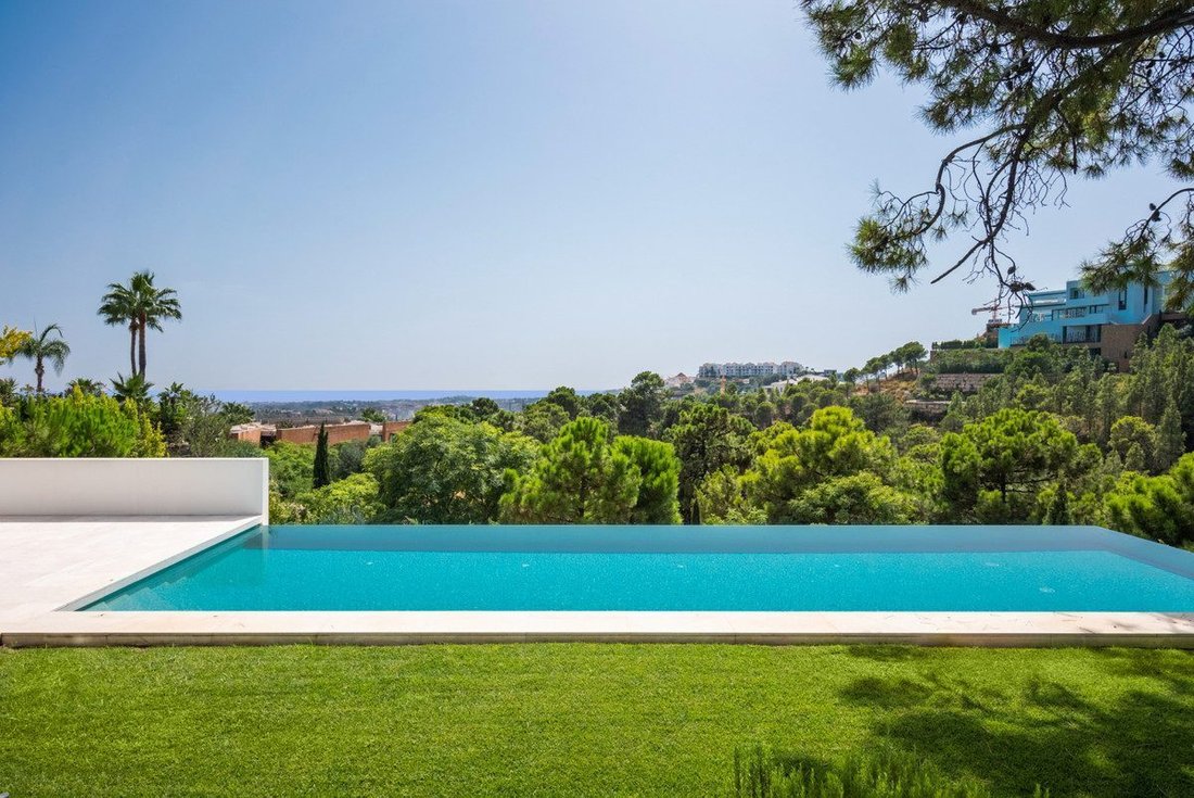 Villa in Benahavis, Andalusia, Spain 5 - 18859540