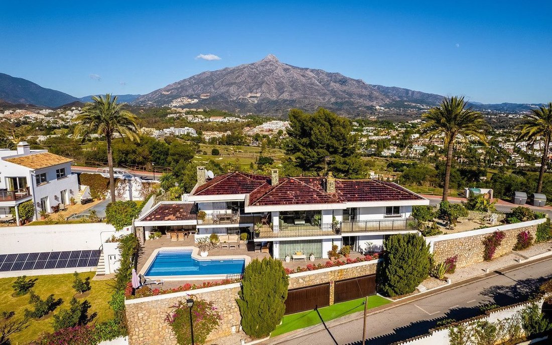 Villa in Puerto Banus, Marbella, Spain 1 - 18857641