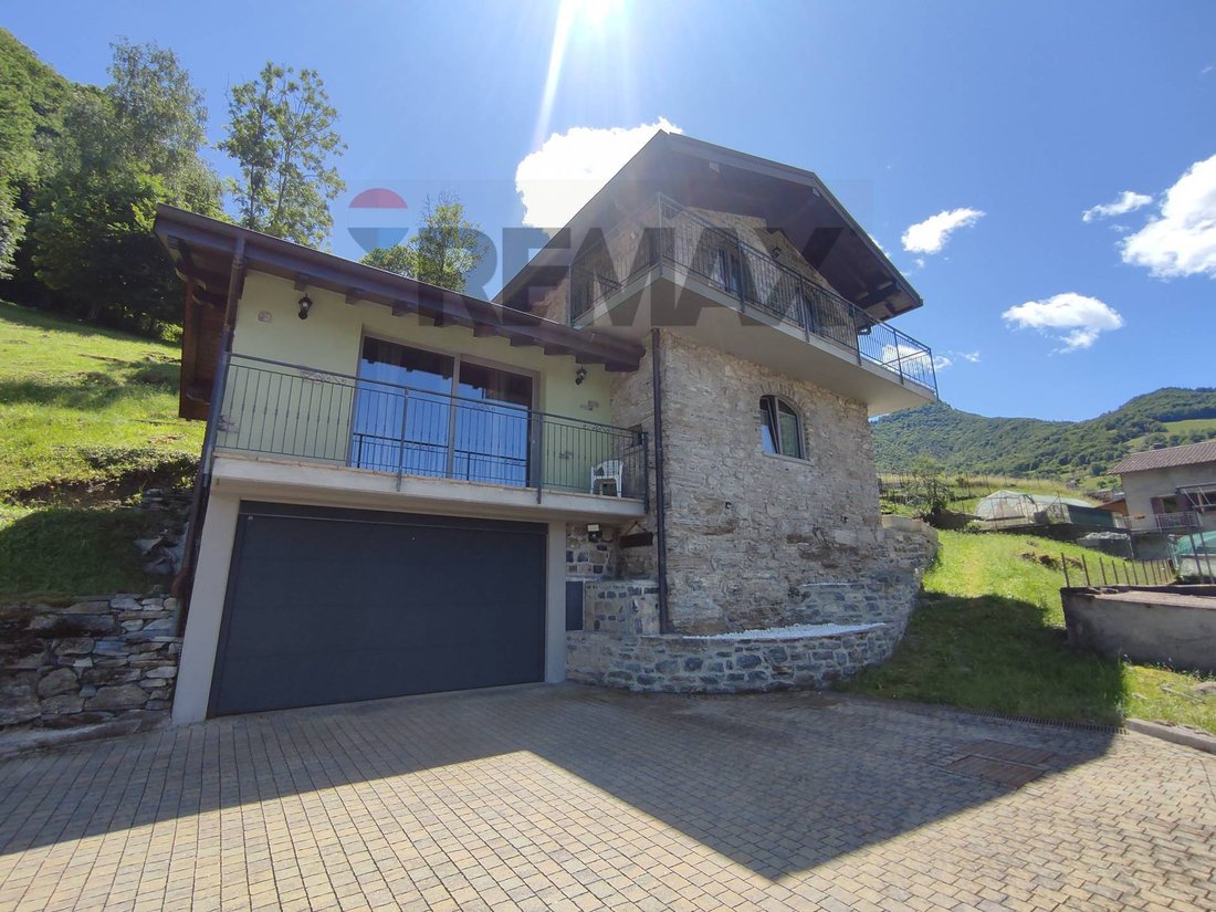 Villa a Schignano, Lombardia, Italia 2 - 18848736