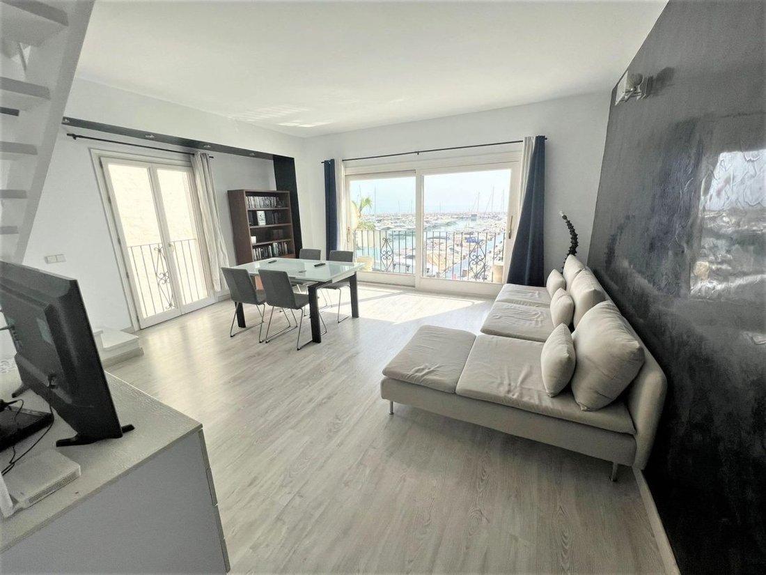 Townhouse en Playa Puerto Banús, Marbella, España 3 - 18860133