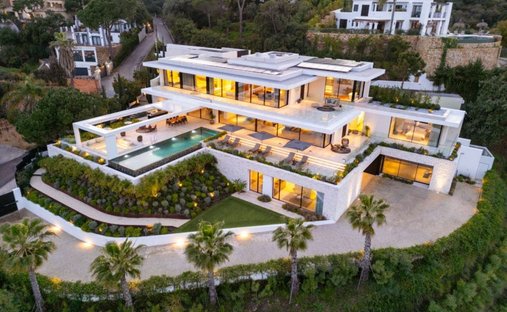 Villa in Benahavis, Andalusia, Spain 1