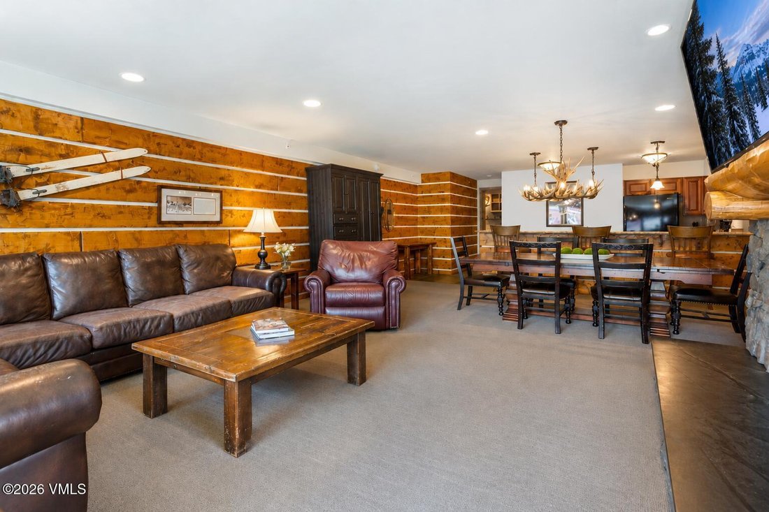 Condo in Vail, Colorado, United States 4 - 18735710