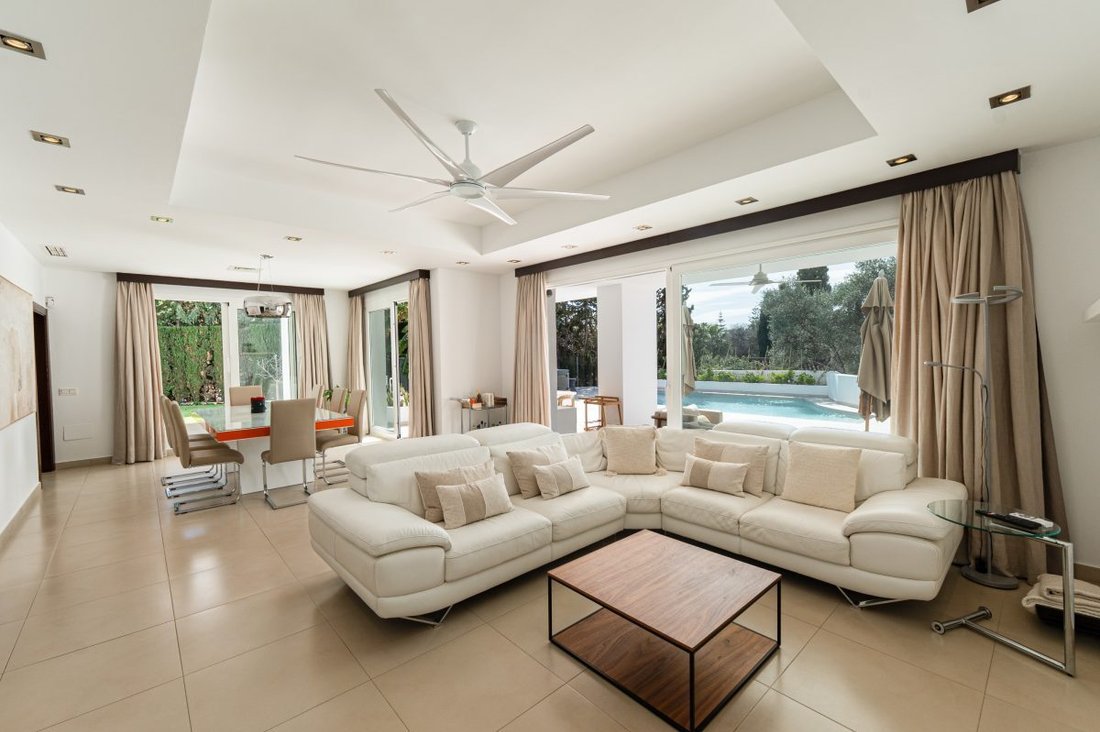 Villa in Marbella, Andalusien, Spanien 3 - 18862251