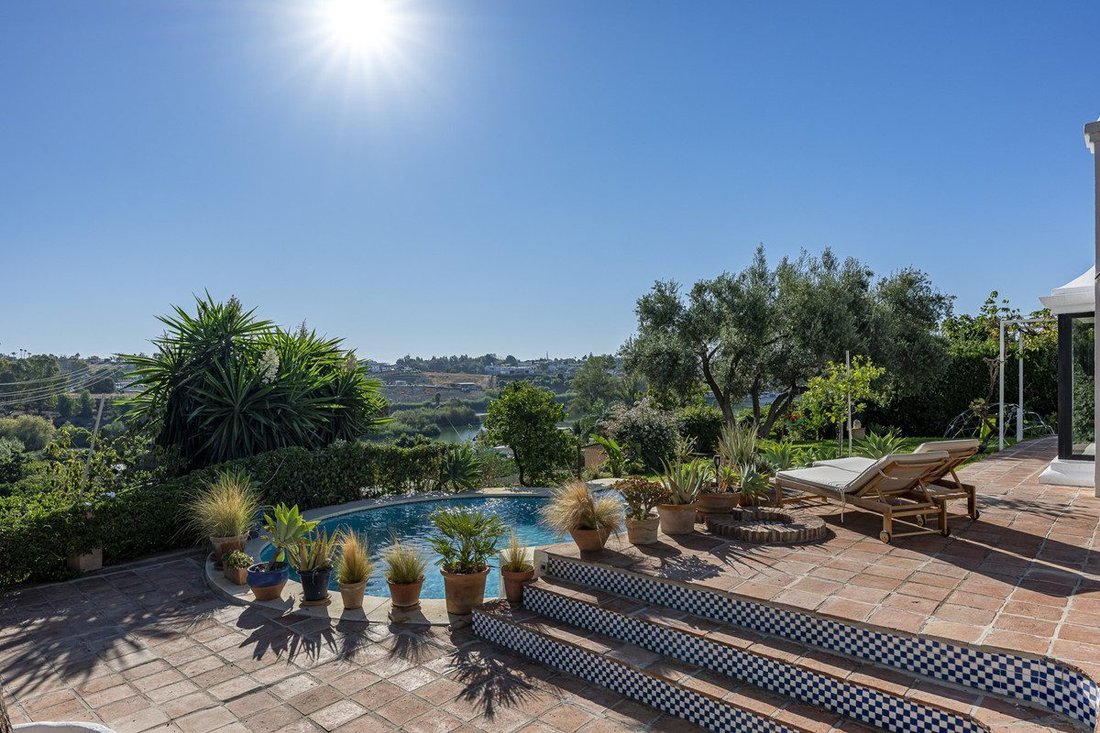 Villa in Guadalmina Alta, San Pedro de Alcantara, Spain 4 - 18861309