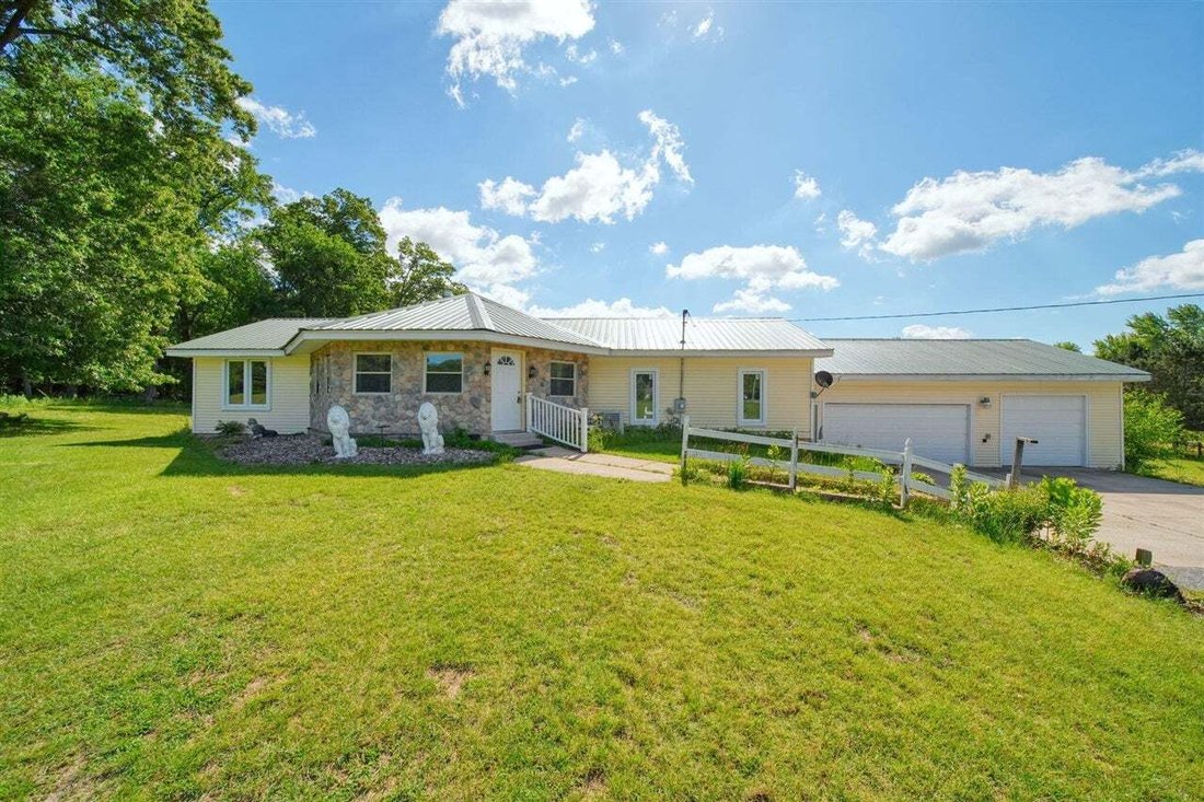 House in Leoni, Michigan, United States 1 - 18855708