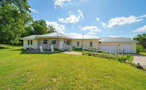 House in Leoni, Michigan, United States 1