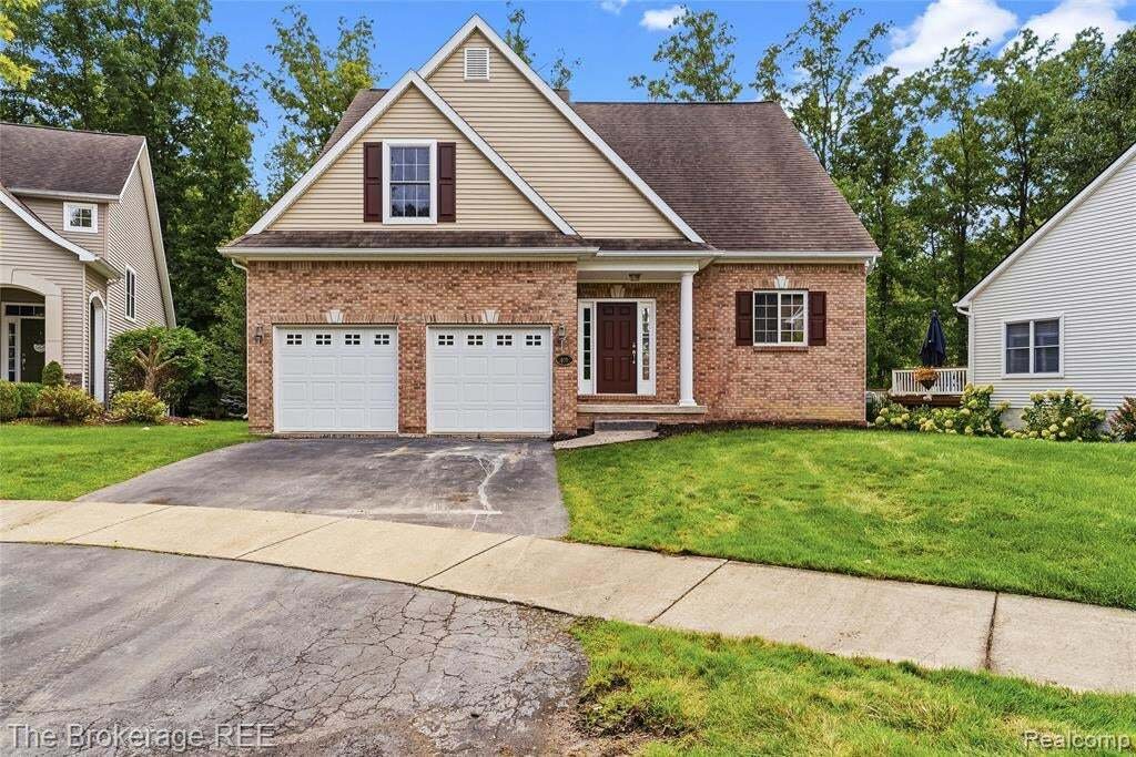 House in Grand Blanc Township, Michigan, United States 1 - 18846476