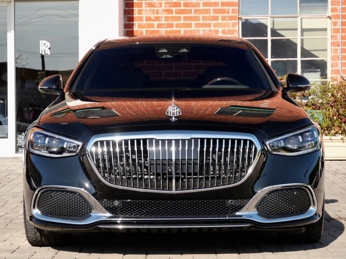 Sedan in Beverly Hills, CA, United States 2 - 18850300