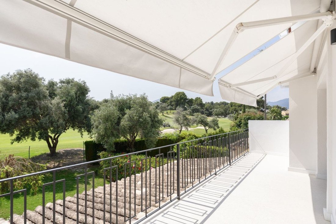 Maison de ville à Nueva Andalucia, Marbella, Espagne 3 - 18860076
