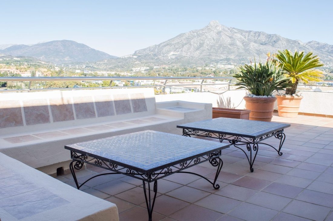Apartment in Puerto Banus, Marbella, Spain 4 - 18859776