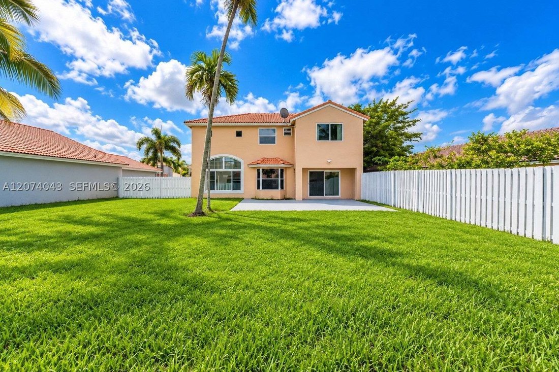 House in Miramar, Florida, United States 3 - 18845943
