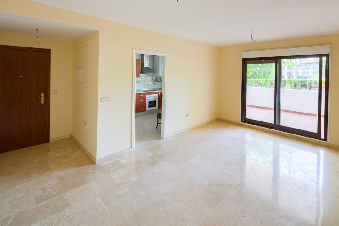 Appartamento a Estepona, Andalusia, Spagna 3 - 18857075