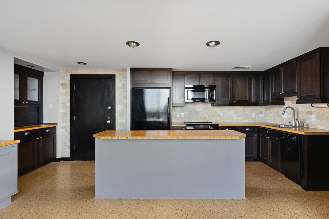 Condo in Austin, Texas, United States 4 - 18856641