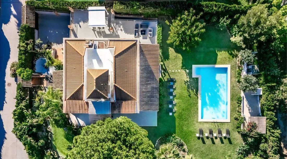 Villa à Nueva Andalucia, Marbella, Espagne 1 - 18856919