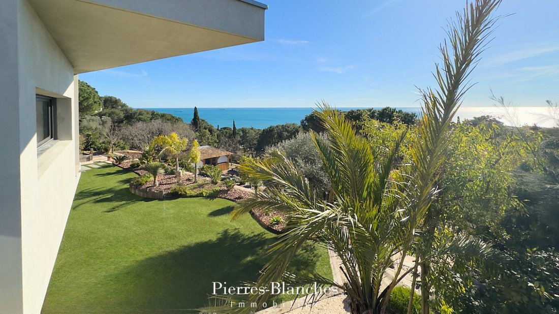 Villa in Espace Villeroy-Les Quilles, Sète, France 2 - 18848048