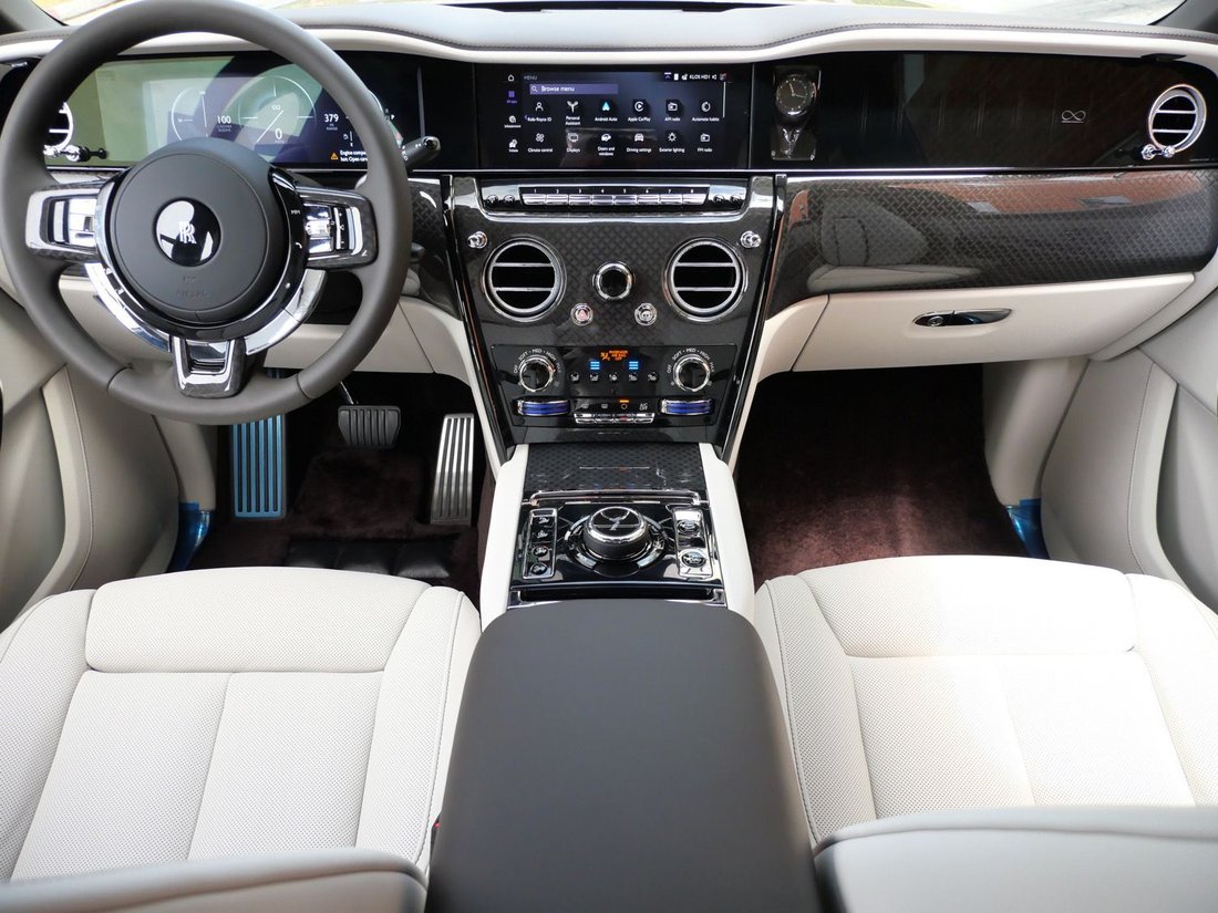 Suv in Beverly Hills, CA, United States 4 - 18850288