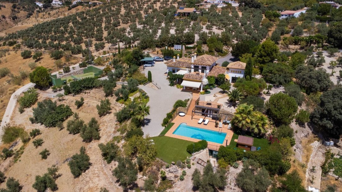 Villa in Villanueva de la Concepción, Andalusien, Spanien 1 - 18857573