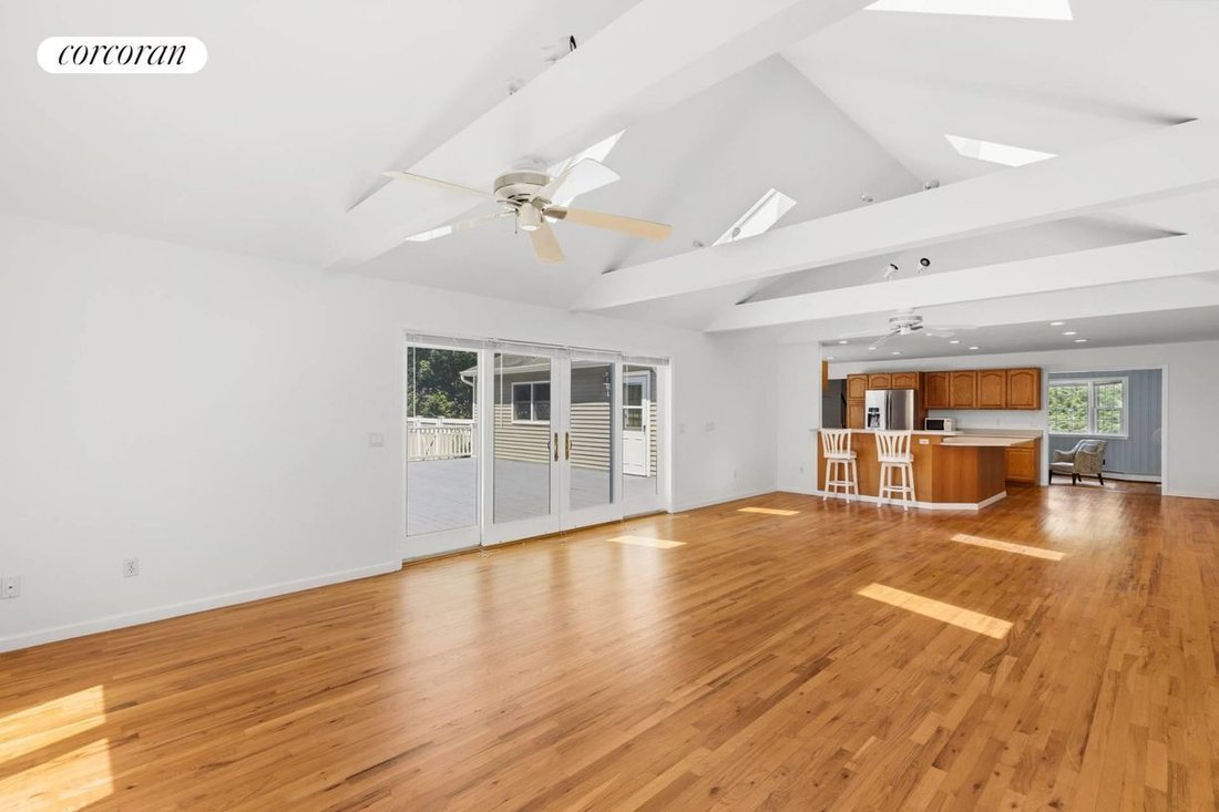House in Hampton Bays, New York, United States 5 - 18604774