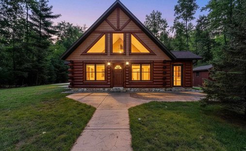 House in Wausaukee, Wisconsin, United States 1