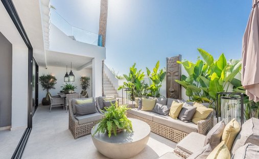 Townhouse in Puerto Banus, Marbella, Spain 1