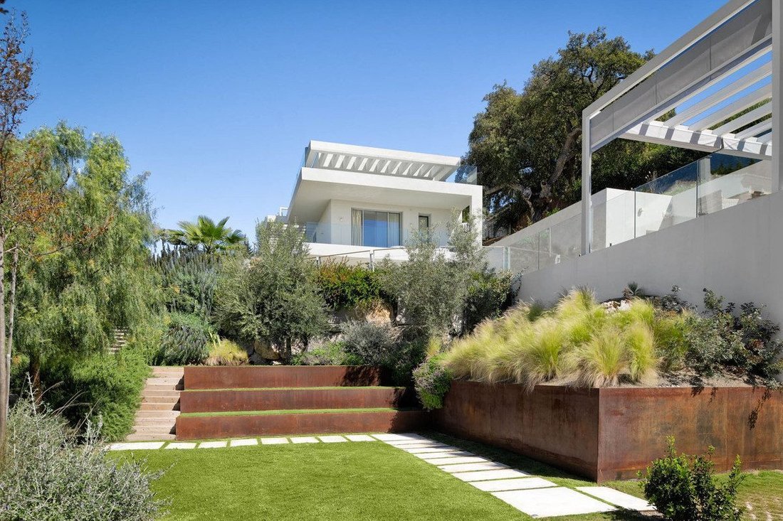 Villa in Elviria-Cabopino, Marbella, Spain 1 - 18857653