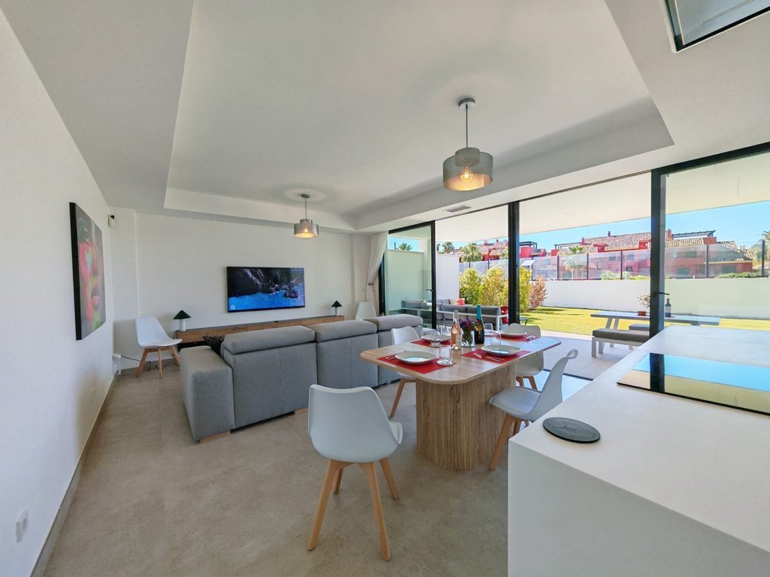 Wohnung in Cancelada, Estepona, Andalusien 2 - 18858409