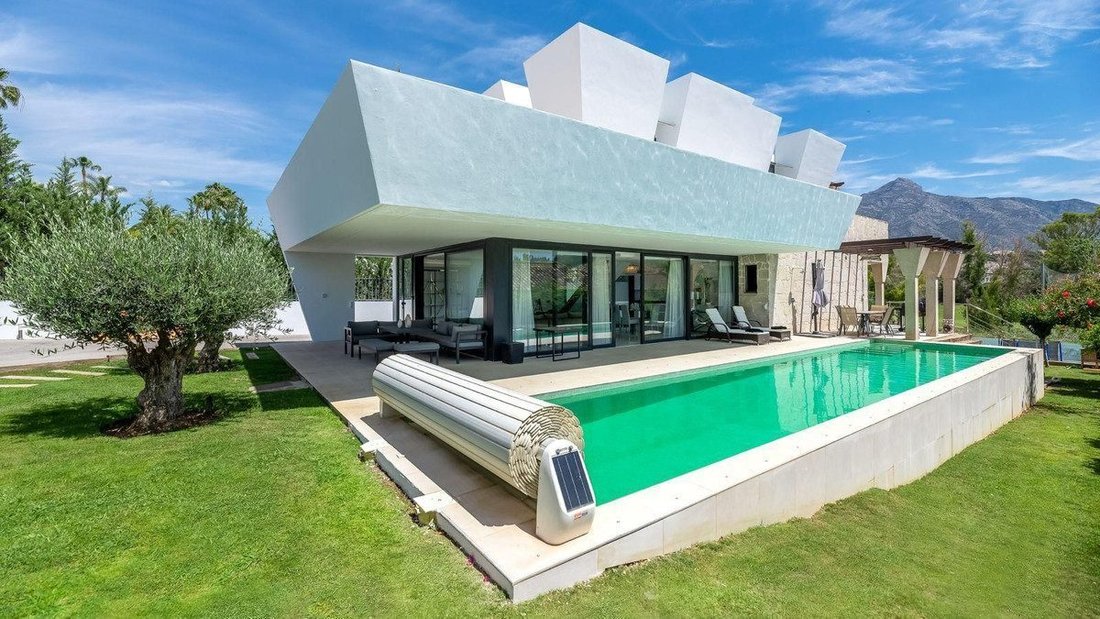 Villa in Nueva Andalucia, Marbella, Spain 1 - 18857047